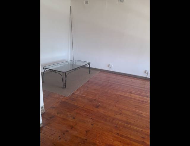 200M² BUSINESS FOR SALE IN WINDERMERE